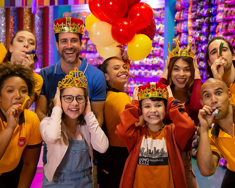 Celebración con clientes de Almacenes El Rey